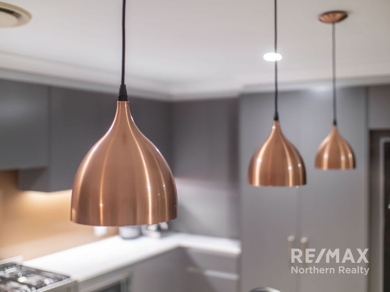 5 Rene Ct, Cashmere QLD 4500