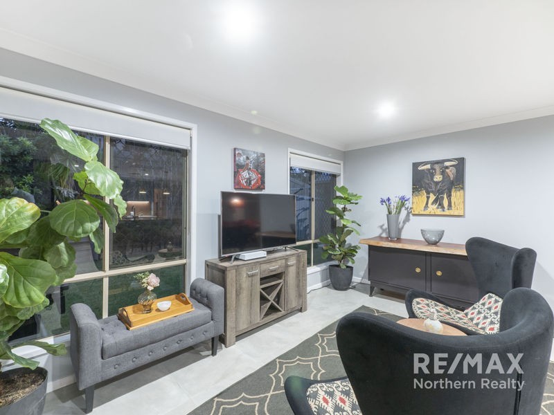 5 Rene Ct, Cashmere QLD 4500