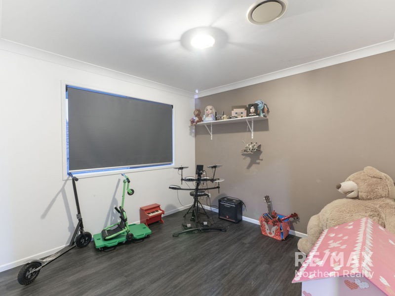 5 Rene Ct, Cashmere QLD 4500