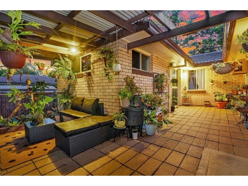 8 Drosera Street, Everton Hills QLD 4053