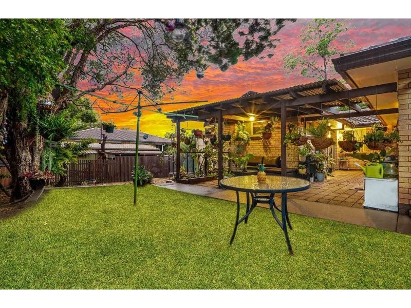 8 Drosera Street, Everton Hills QLD 4053