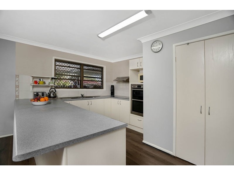 2 Larch Street, Ferny Grove QLD 4055