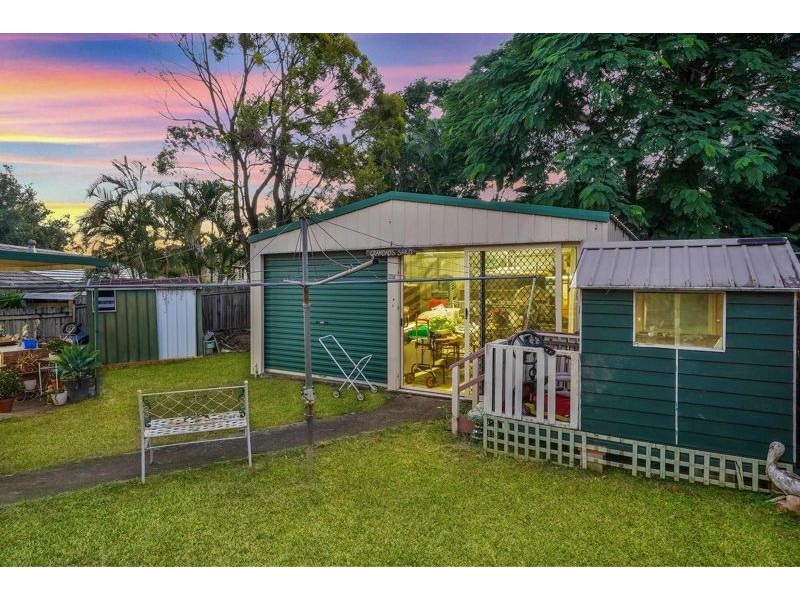 6 Caladenia Court, Everton Hills QLD 4053