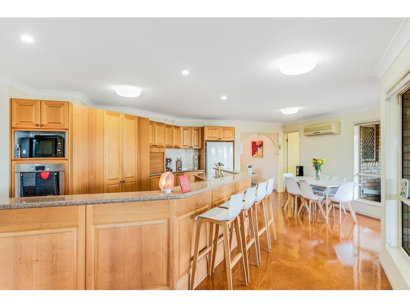 43 Greenock Place, Ferny Grove QLD 4055