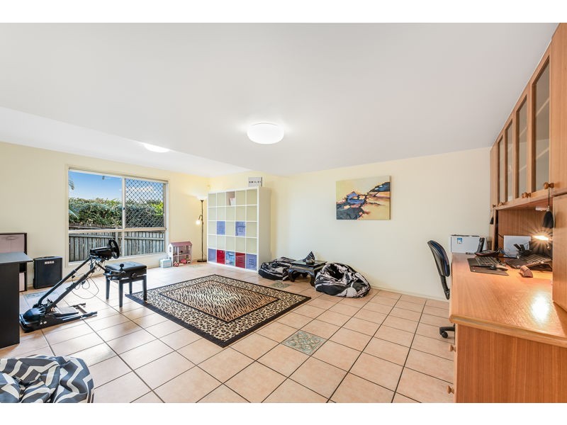 43 Greenock Place, Ferny Grove QLD 4055