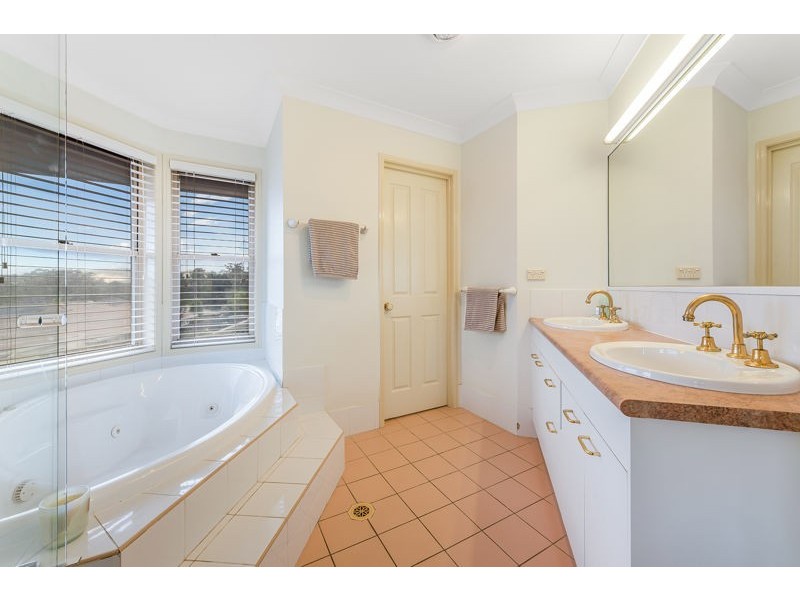 43 Greenock Place, Ferny Grove QLD 4055