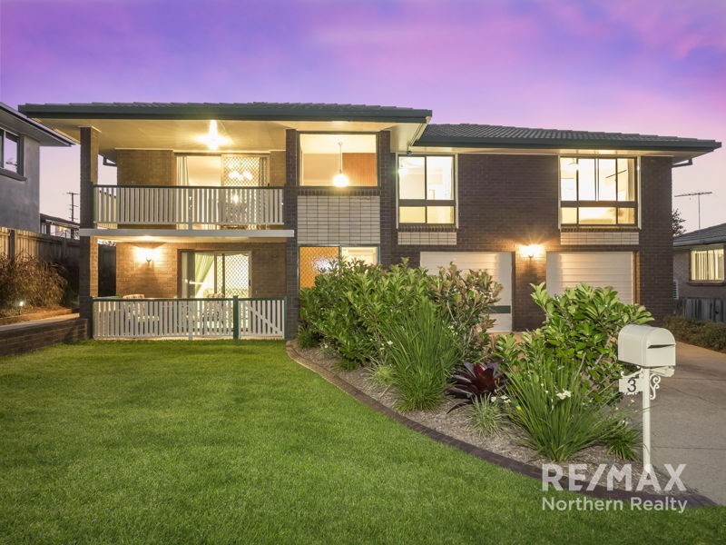 3 Strathford Ave, Albany Creek QLD 4035