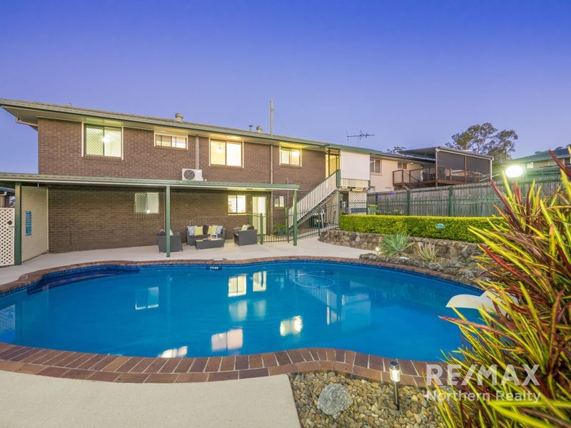 3 Strathford Ave, Albany Creek QLD 4035