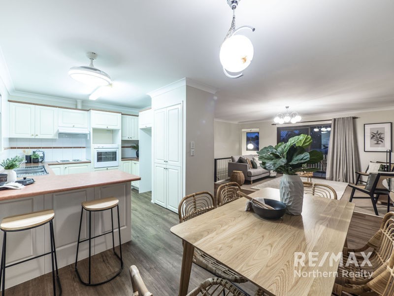 3 Strathford Ave, Albany Creek QLD 4035