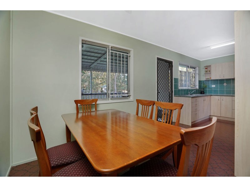 4 Pirra Crescent, Ferny Hills QLD 4055