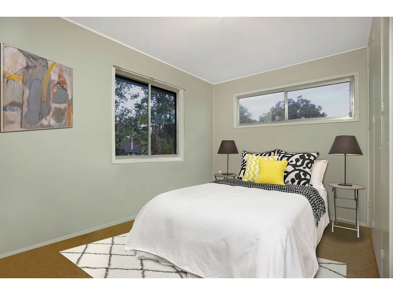 4 Pirra Crescent, Ferny Hills QLD 4055