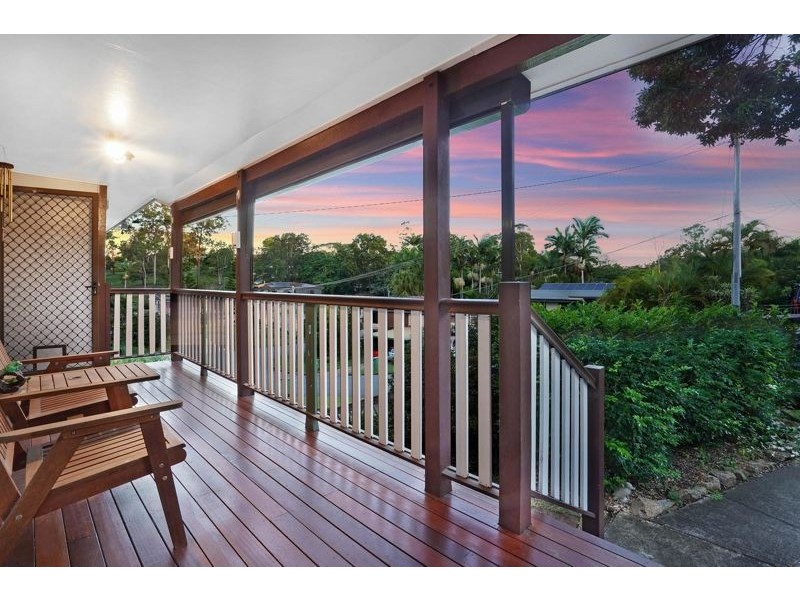 4 Pirra Crescent, Ferny Hills QLD 4055