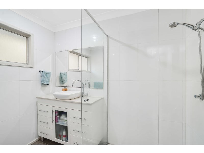 15 Pylara Crescent, Ferny Hills QLD 4055