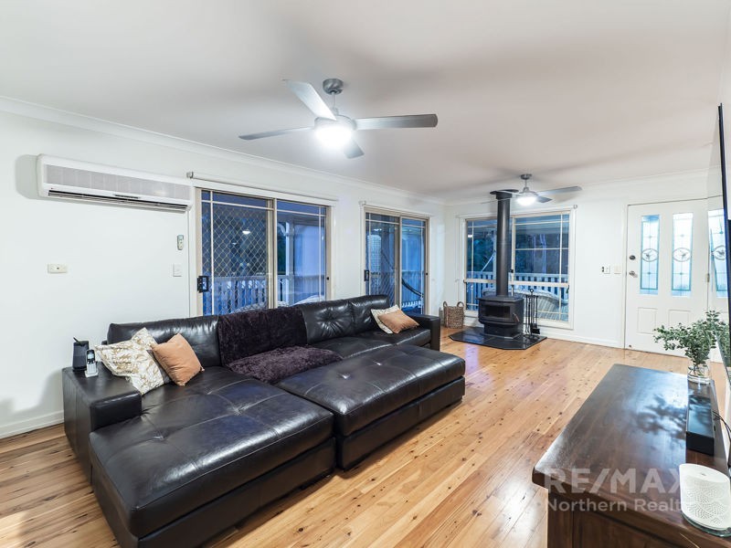 16 Harrier Place, Warner QLD 4500