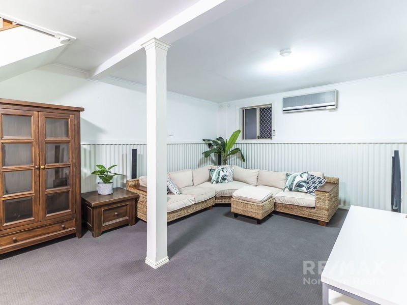 16 Harrier Place, Warner QLD 4500