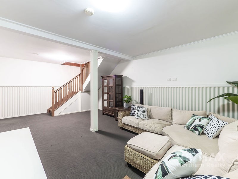 16 Harrier Place, Warner QLD 4500