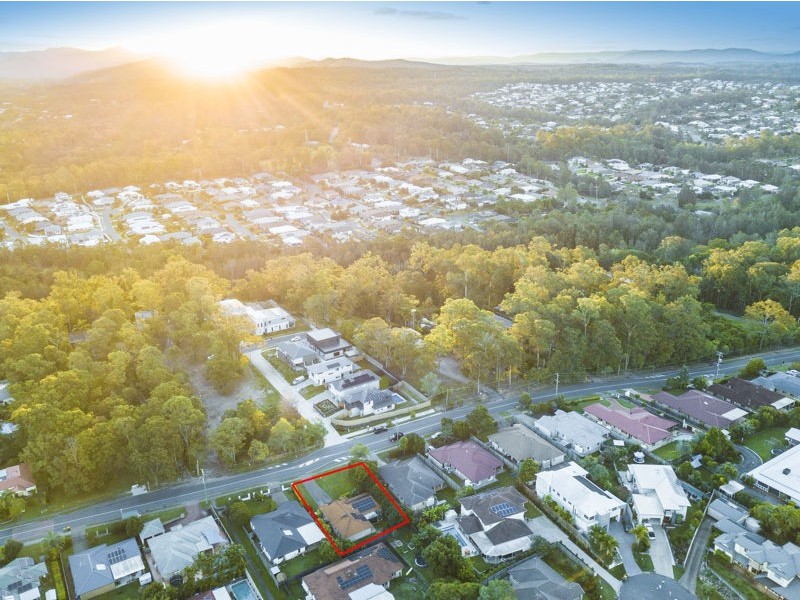 33 Morgan Road, Albany Creek QLD 4035