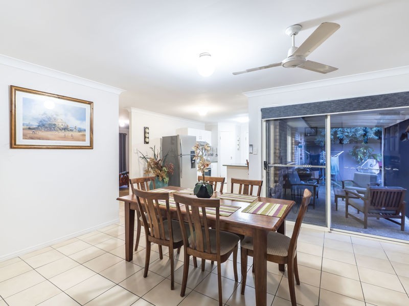 33 Morgan Road, Albany Creek QLD 4035