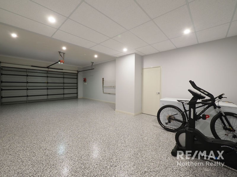 27 Brigadoon Crescent, Eatons Hill QLD 4037