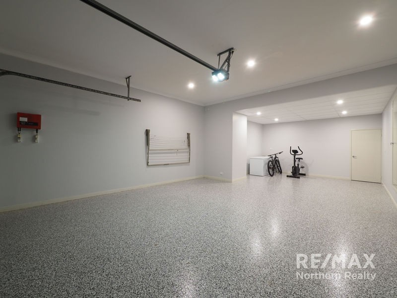 27 Brigadoon Crescent, Eatons Hill QLD 4037