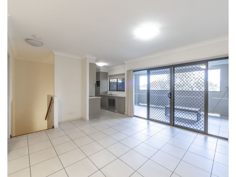 2/44 Church Road, Zillmere QLD 4034