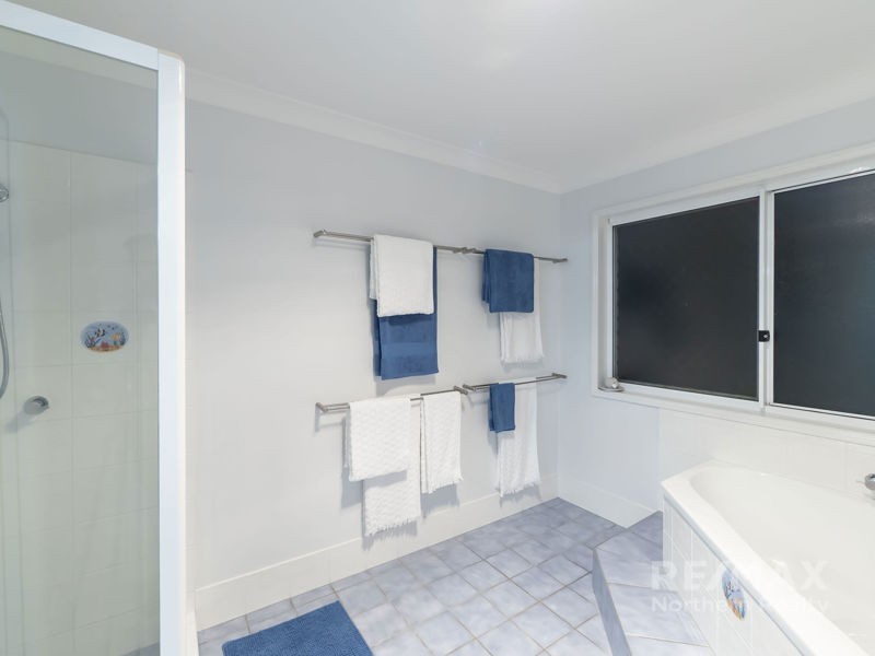 16 Lambertia Court, Albany Creek QLD 4035