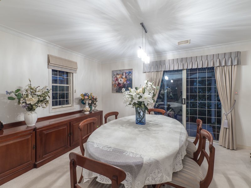 45 Oakmont Crescent, Albany Creek QLD 4035