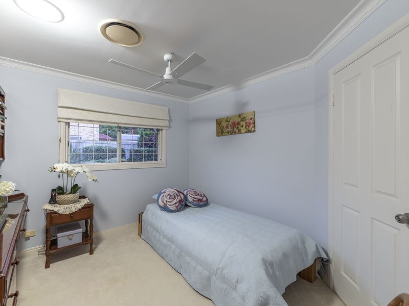 45 Oakmont Crescent, Albany Creek QLD 4035