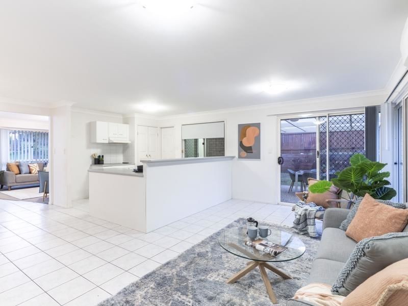 12 Meilland Court, Eatons Hill QLD 4037