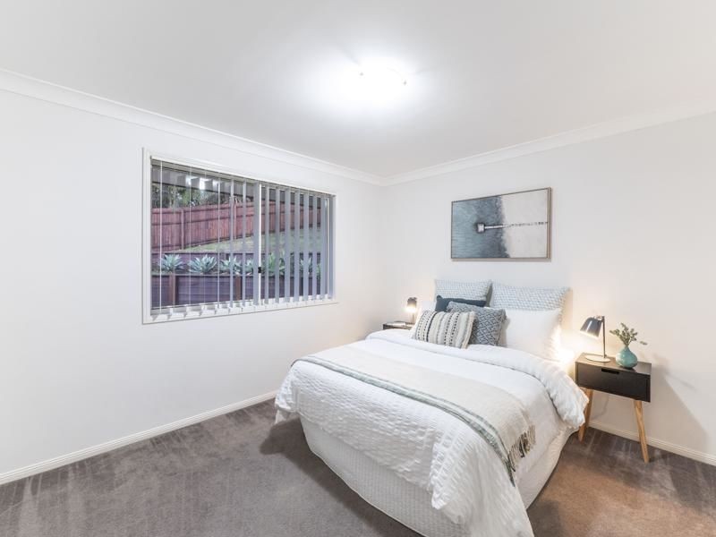 12 Meilland Court, Eatons Hill QLD 4037