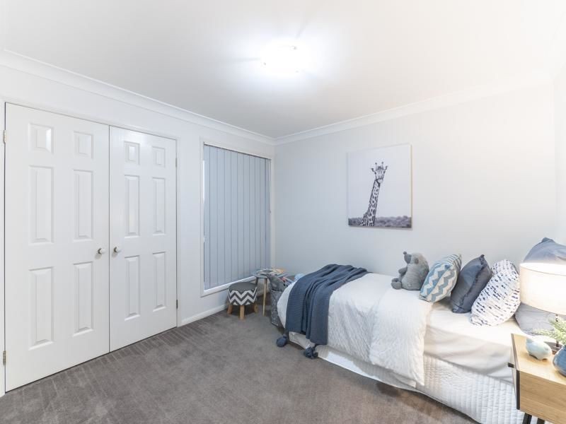 12 Meilland Court, Eatons Hill QLD 4037