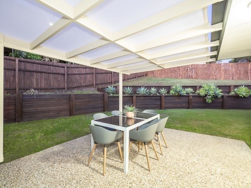 12 Meilland Court, Eatons Hill QLD 4037