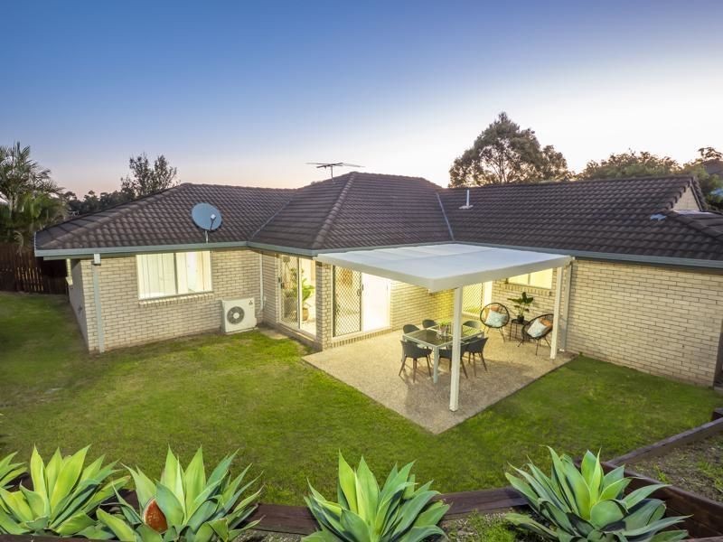 12 Meilland Court, Eatons Hill QLD 4037