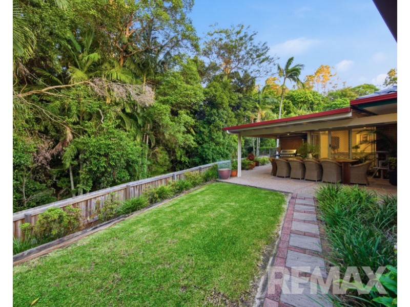 19 Lancewood Drive, Albany Creek QLD 4035
