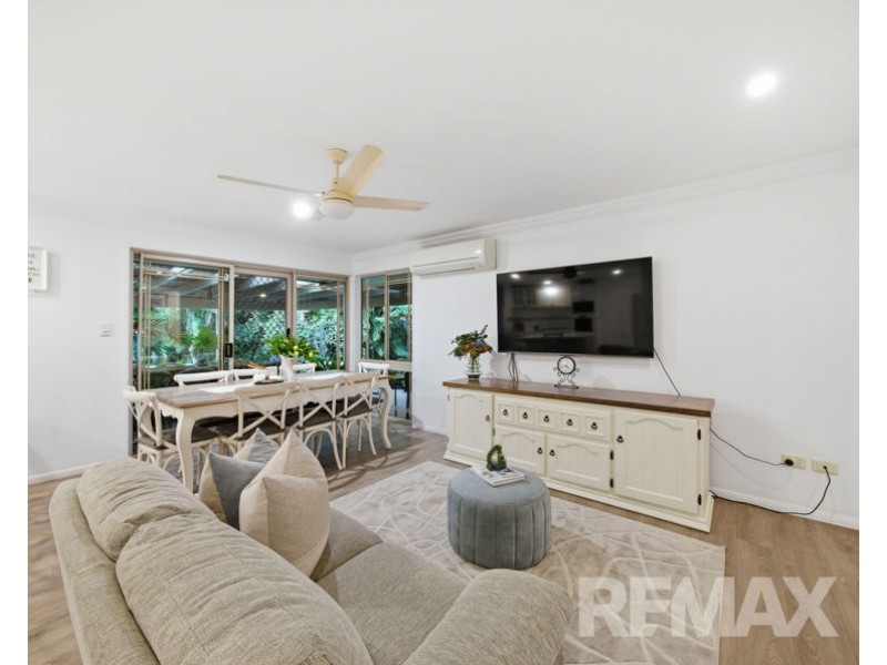 19 Lancewood Drive, Albany Creek QLD 4035
