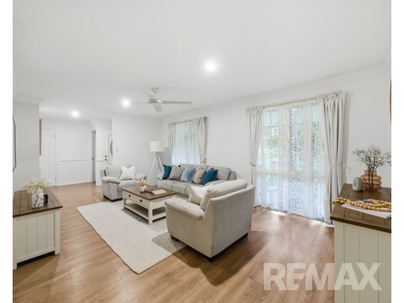 19 Lancewood Drive, Albany Creek QLD 4035