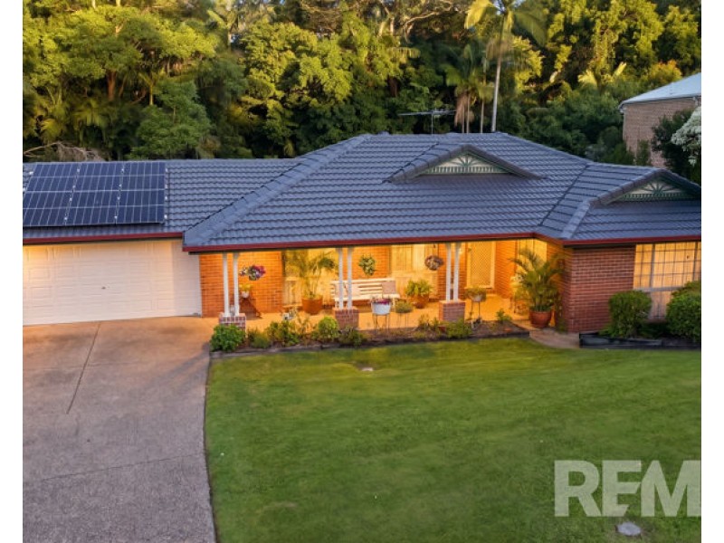19 Lancewood Drive, Albany Creek QLD 4035