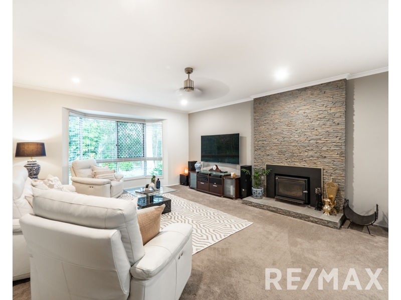 11 Peppermint Drive, Cashmere QLD 4500