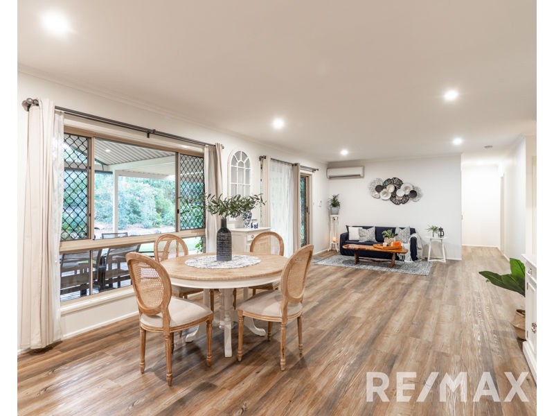 11 Peppermint Drive, Cashmere QLD 4500