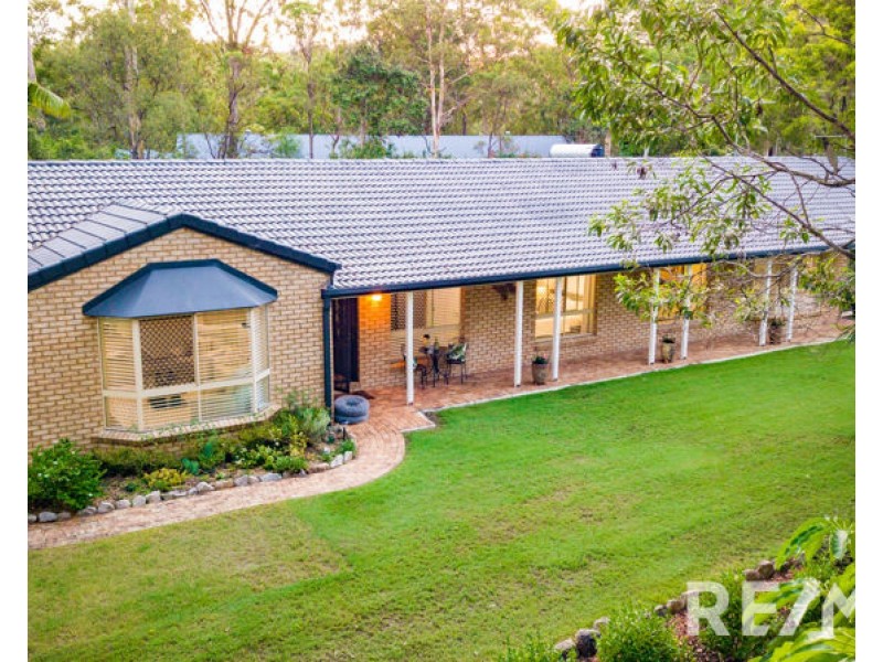 11 Peppermint Drive, Cashmere QLD 4500