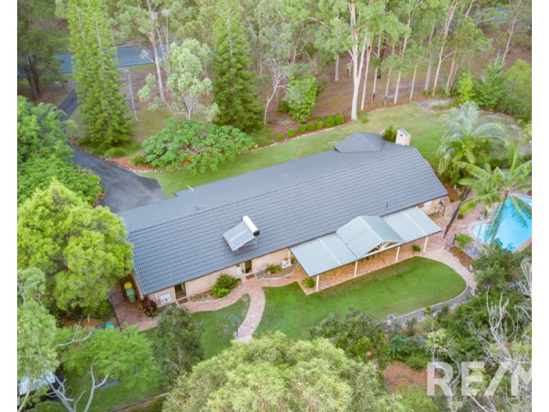 11 Peppermint Drive, Cashmere QLD 4500