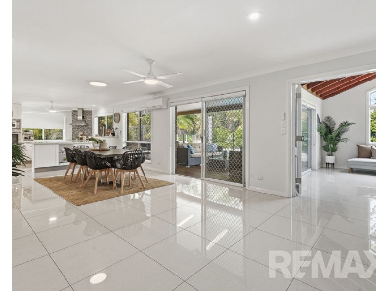 3 Inverness Court, Albany Creek QLD 4035