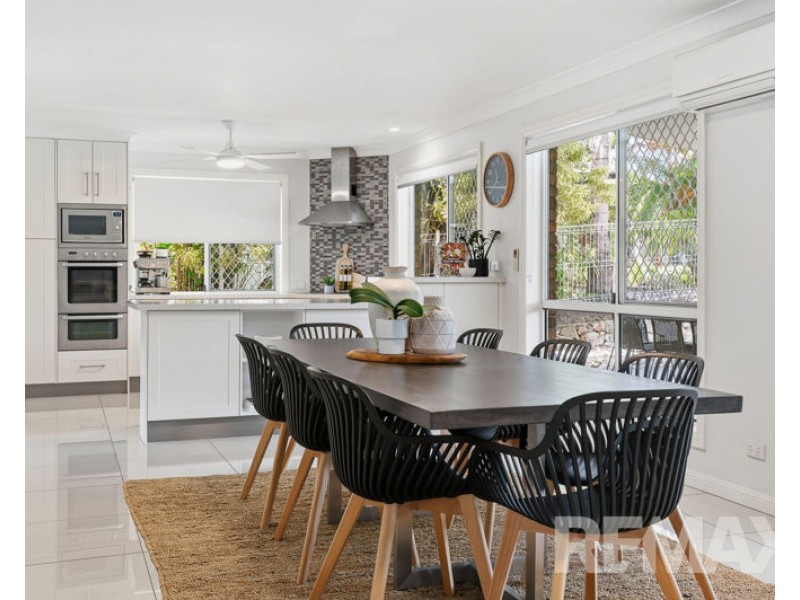 3 Inverness Court, Albany Creek QLD 4035