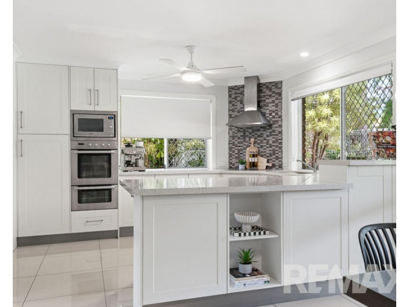 3 Inverness Court, Albany Creek QLD 4035