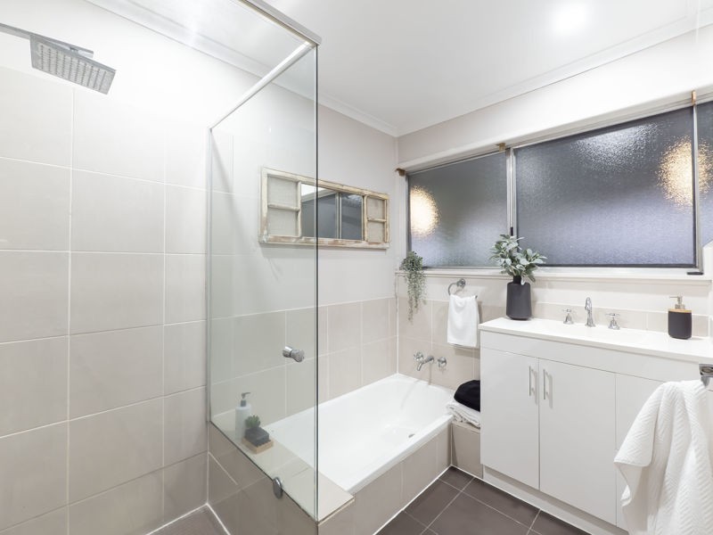 20 Maud Street, Albany Creek QLD 4035