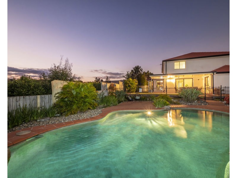 11 Windrush Close, Eatons Hill QLD 4037