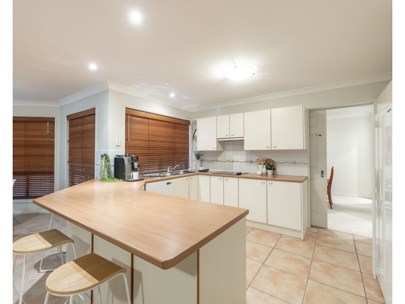 11 Windrush Close, Eatons Hill QLD 4037