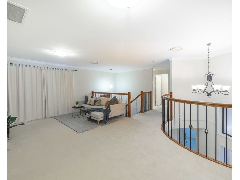 11 Windrush Close, Eatons Hill QLD 4037