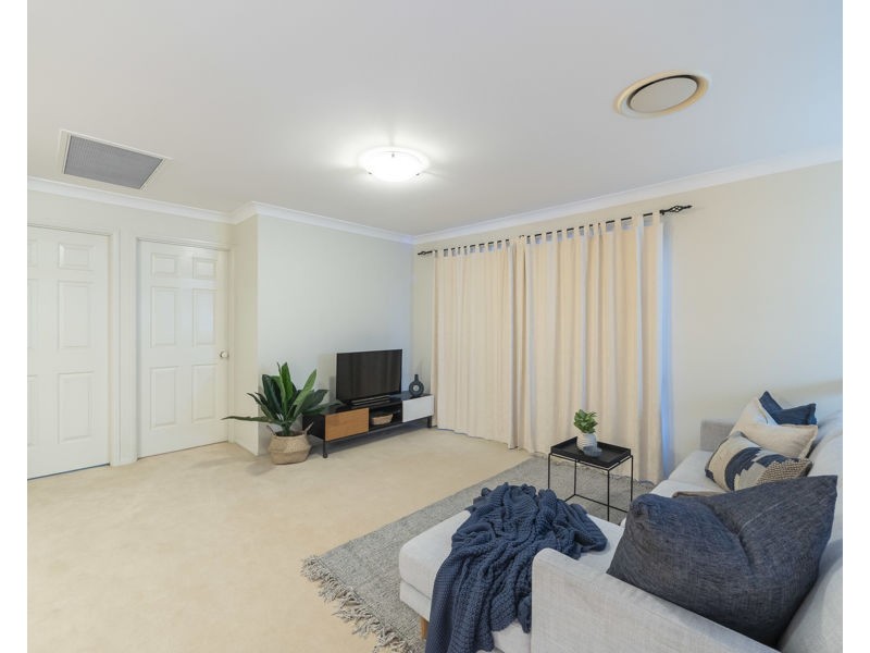 11 Windrush Close, Eatons Hill QLD 4037