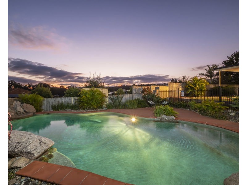 11 Windrush Close, Eatons Hill QLD 4037